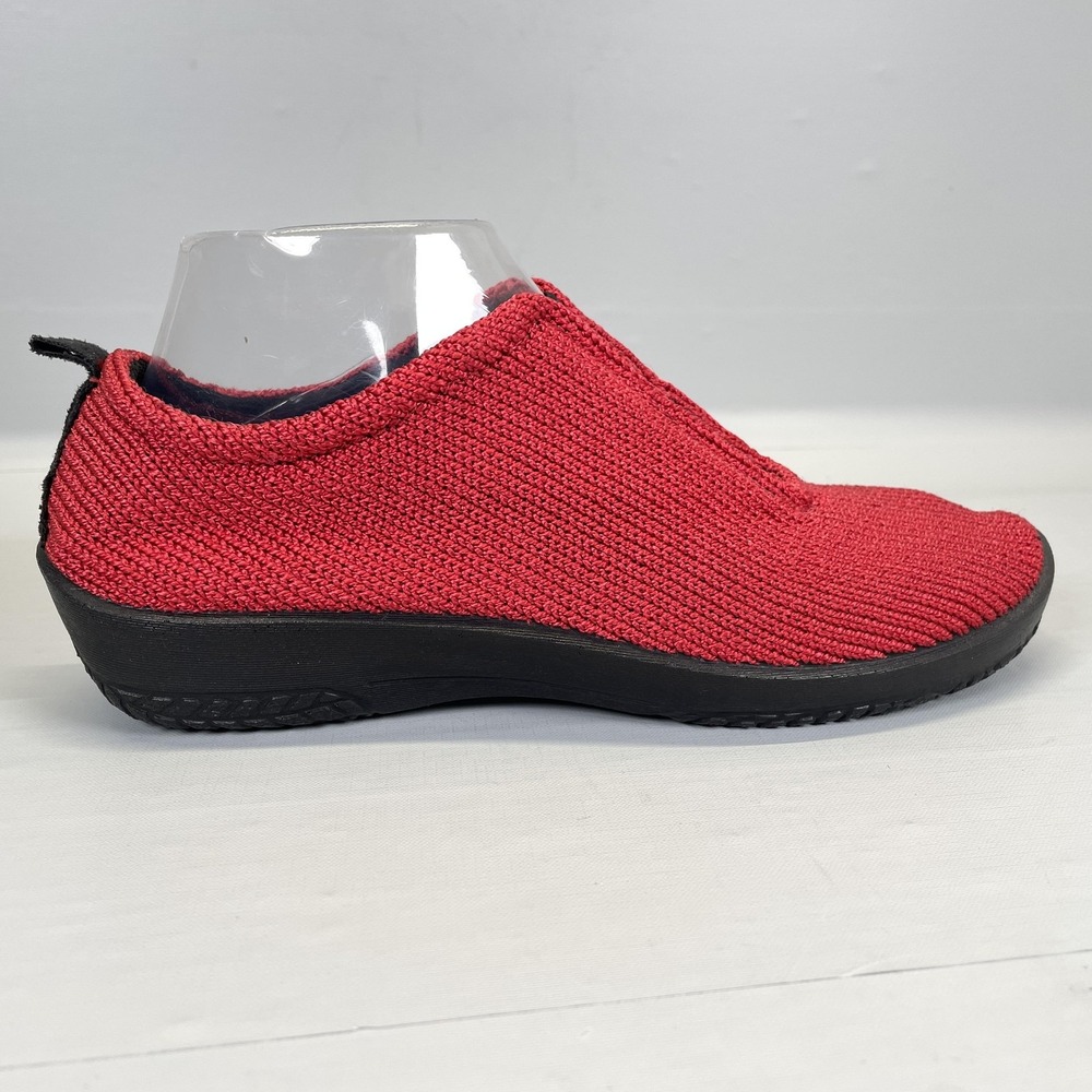 Arcopedico Knit Slip On Shoes Womens Size 7.5 Red Comfort Walking Sneakers